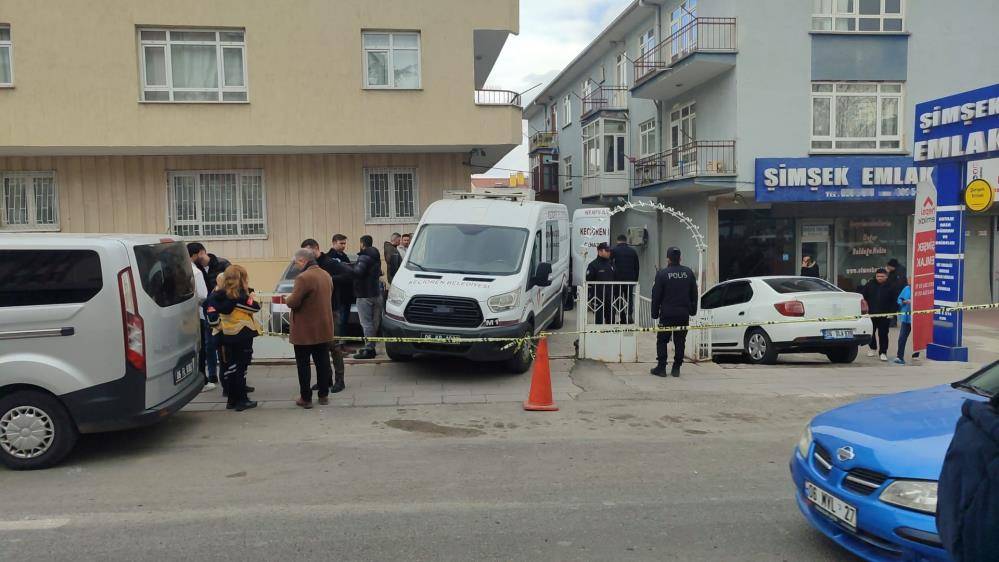 Anne dehşeti! 2 çocuğunu öldürüp birini ağır yaraladı 5